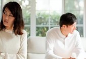老公发现妻子出轨，如何处理（如何面对婚姻中的背叛）